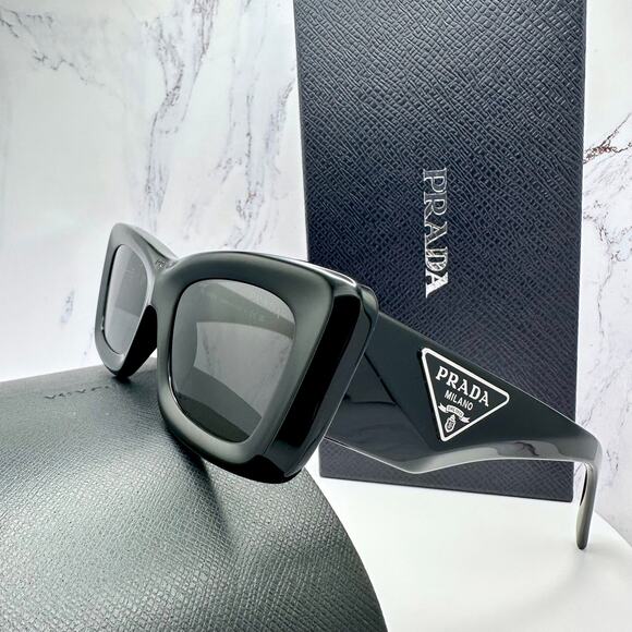 Prada Sunglasses New - Picture 9 of 16